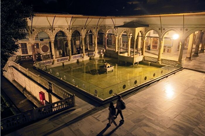 Topkapı Sarayı, yarından itibaren geceleri de gezilebilecek