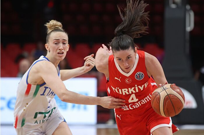 Potanın Perileri çeyrek finalde uzatmalara giden maçta İtalya'ya kaybetti, klasman maçlarına çıkacak