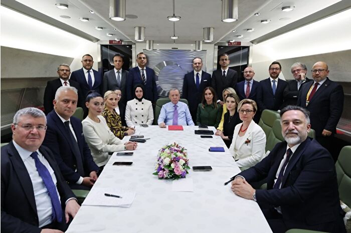 Cumhurbaşkanı Erdoğan: Bizans'ta oyun, CHP'de kavga bitmez