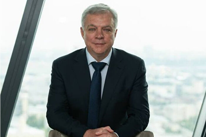 Transneft Başkan Yardımcısı Andrey Badalov pencereden düşerek hayatını kaybetti