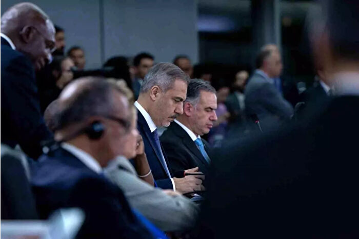 Bakan Hakan Fidan'dan BRICS'TE 'Adil ticaret' vurgusu