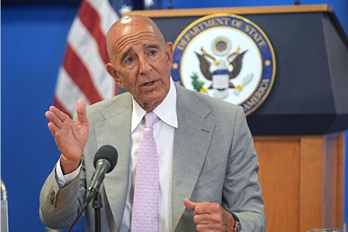 ABD'nin Ankara Büyükelçisi Tom Barrack: YPG'ye devlet içinde bağımsız yönetimlerini kurma borcumuz yok