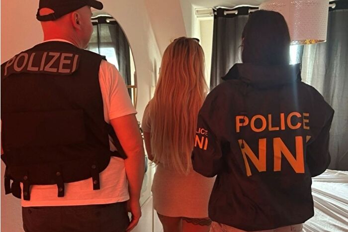 Interpol'dan 43 ülkede dev insan kaçakçılığı operasyonu