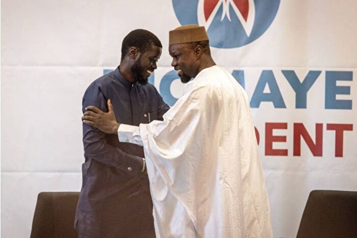 Senegal'de başbakan ile cumhurbaşkanı arasında siyasi kriz