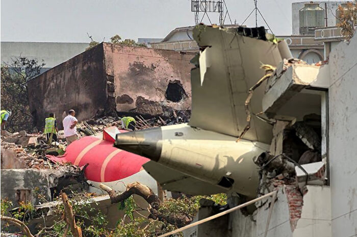 Boeing 787 Air India faciasında anahtar soru: Yakıtı kim kesti ya da ne kesti? Kazanın ön raporu ve kokpit konuşmaları