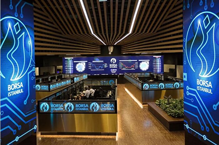 Bankacılık endeksindeki sert kayıp sürüyor, bugün yüzde 2,56 düştü