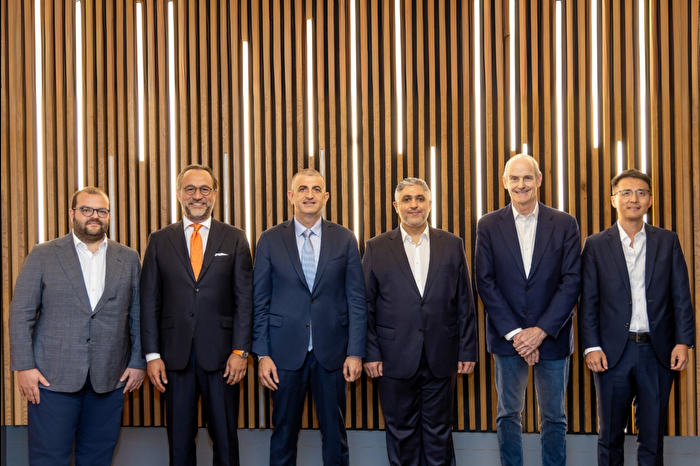 Trendyol Grubu, Baykar CEO’su Haluk Bayraktar, ADQ ve Ant International finansal teknoloji alanında stratejik iş birliği anlaşması imzaladı