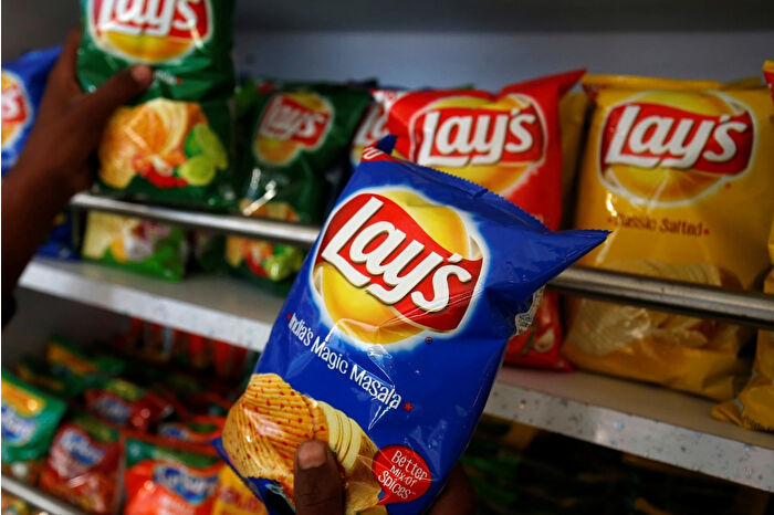 PepsiCo, Lay’s ve tostitos markalarını yapay aroma ve boya içermeyen yeni tariflerle yeniden piyasaya sürüyor