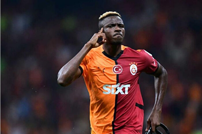 Galatasaray’ın yeni yıldızı Osimhen, 100 milyon euro değeriyle Süper Lig tarihine geçti