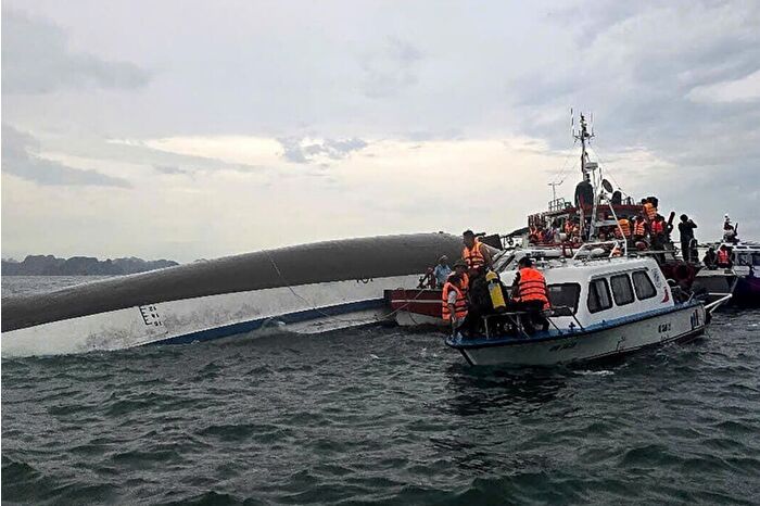 Vietnam'da fırtına nedeniyle tuk teknesi alabora oldu, çok sayıda kişi hayatını kaybetti