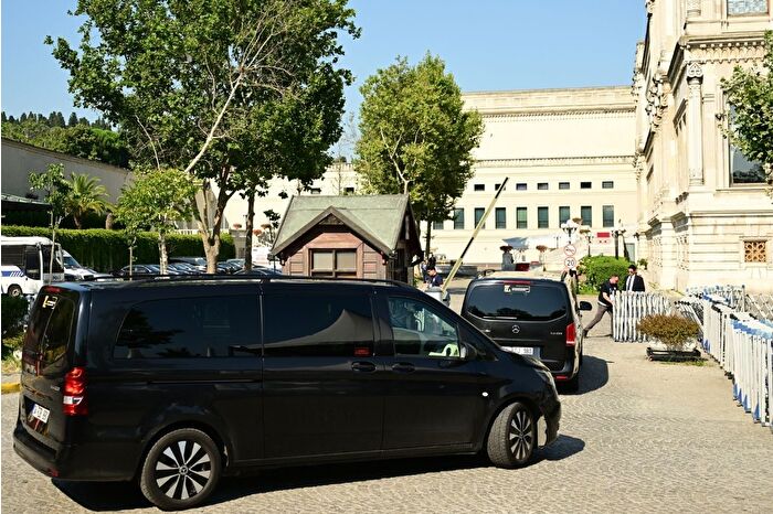 Rusya-Ukrayna 3'üncü tur görüşmeleri için bir araya geldi