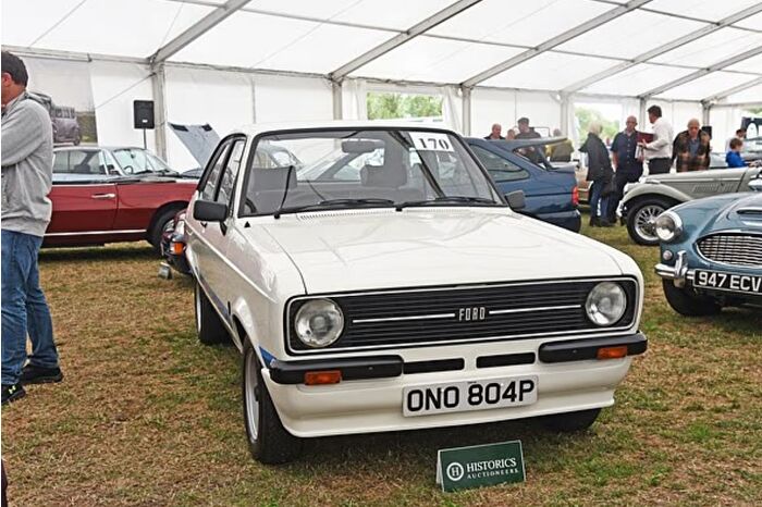 50 yıllık efsane rekor kırdı: Ford Escort MkII RS1800 müzayedede yaklaşık 359 bin 714 dolara satıldı