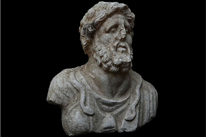 Geleceğe Miras projesi ile kazı alanı büyütülen Aspendos’ta 3 eşsiz eser 1800 yıl sonra gün ışığına çıkartıldı