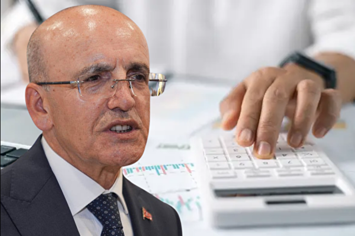 Hazine ve Maliye Bakanı Mehmet Şimşek: Çok kazanandan çok, az kazanandan az vergi istiyoruz