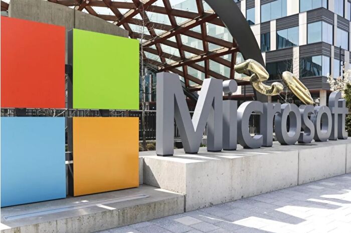 Microsoft, piyasa değeri 4 trilyon dolara ulaşan ikinci şirket oldu