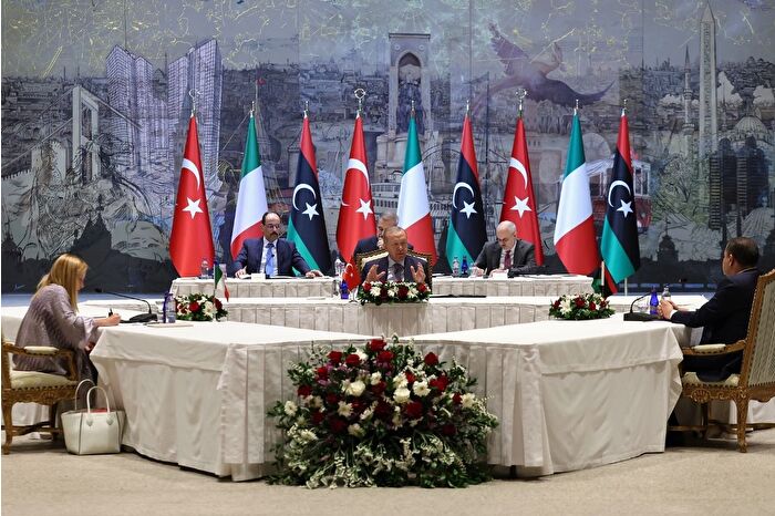 Cumhurbaşkanı Erdoğan, İtalya Başbakanı Meloni ve Libya Başbakanı Dibeybe'yi kabul etti