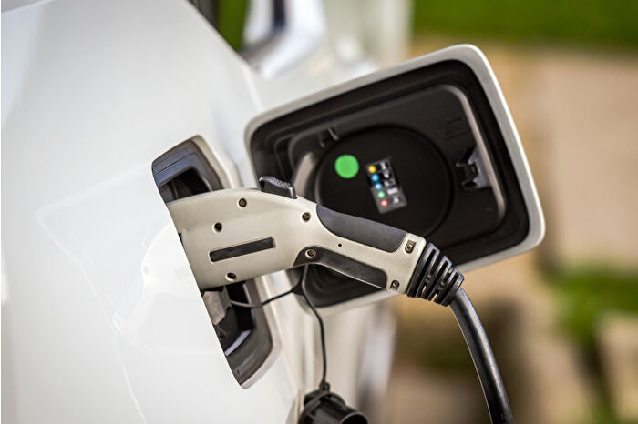 ÖTV düzenlemesi elektrikli otomobil fiyatlarını uçurdu: Togg t10x yüzde 29, Tesla model Y yüzde 20 zamlandı