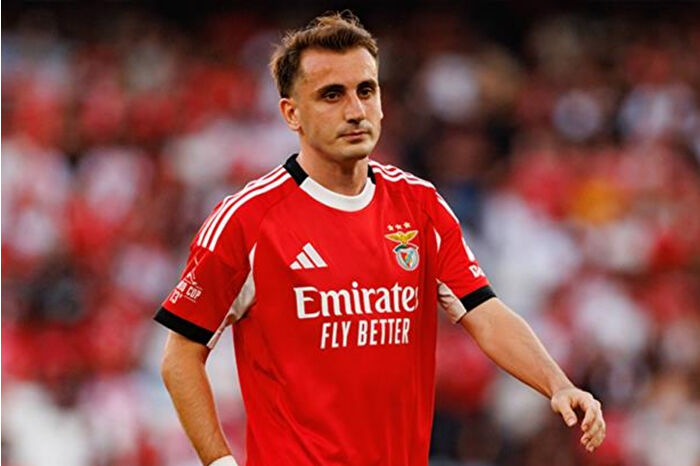 Benfica, Fenerbahçe ile eşleşme ihtimali nedeniyle Kerem Aktürkoğlu’nun transferini beklemeye aldı