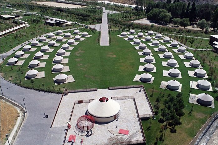 Malazgirt Zaferi’nin 954’üncü yıldönümü için ahlat ve Malazgirt’te etkinlik alanları hazırlandı