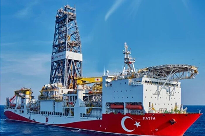 Türkiye, Karadeniz’de yeni yüzer platformla günlük gaz üretimini 4 katına çıkartacak