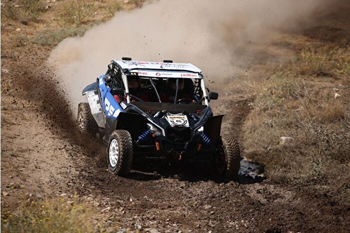 6. Off-Road Etkinlikleri'nde 82 pilot mücadele etti