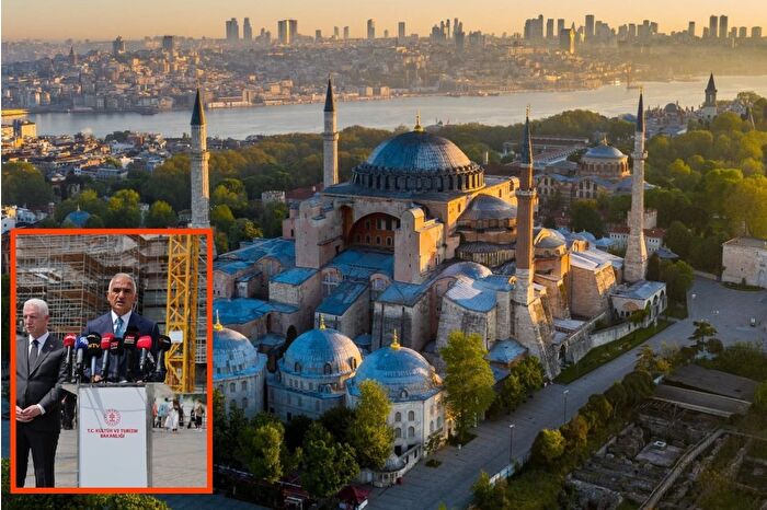 Ayasofya’daki restorasyon çalışmalarını inceleyen Bakan Mehmet Nuri Ersoy, “Bu büyük bir koruma seferberliğidir” dedi