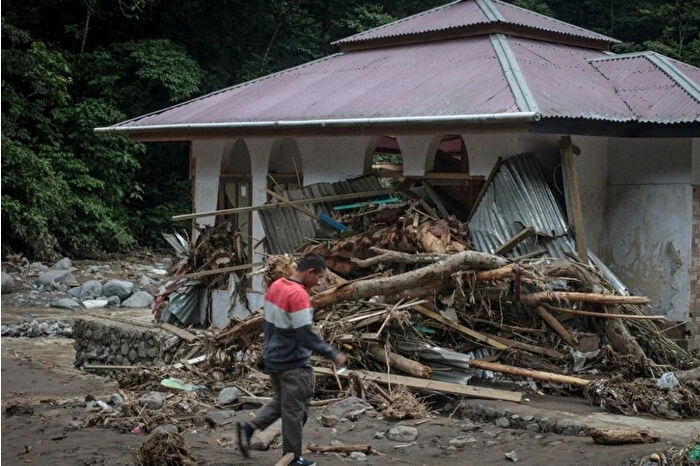 Bali'de sel felaketi: 2 ölü, yüzlerce kişi tahliye edildi