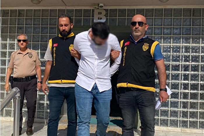 Aydın’da kendisini MİT görevlisi olarak tanıtan dolandırıcılar, 77 yaşındaki kadına evini sattırıp 70 bin 525 dolarını aldı