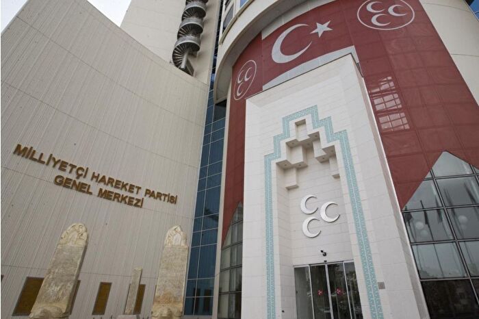MHP'den yolsuzluk operasyonunda gözaltına Yasin Sönmez ve Emin Sönmez için ihraç talebi
