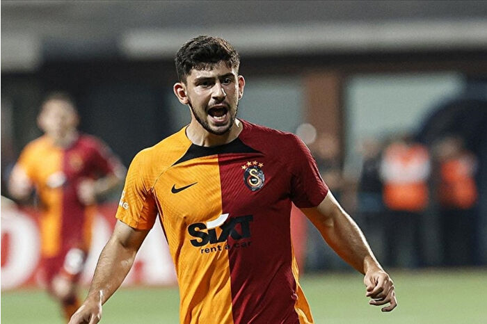 Yıllık 950 bin euro kazanan Yusuf Demir, Galatasaray'ın sözleşmesinde indirim teklifini reddetti