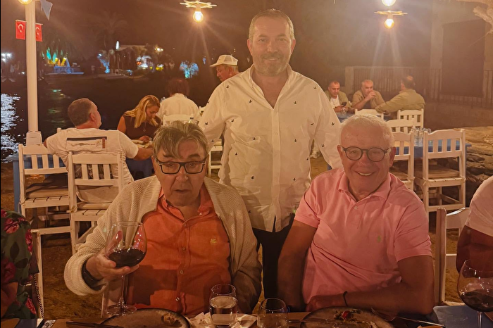 Aydın Doğan ile Ertuğrul Özkök Bodrum'da hasret giderdi