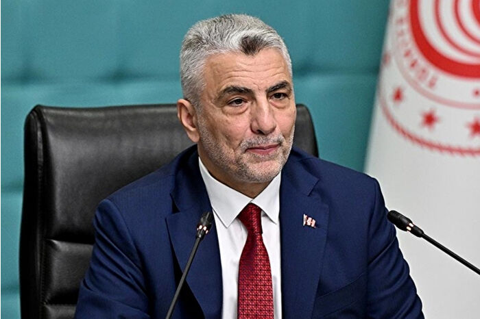 Ticaret Bakanı Ömer Bolat: E-ticaret hacmi 2024'te 3 trilyon TL'ye ulaştı