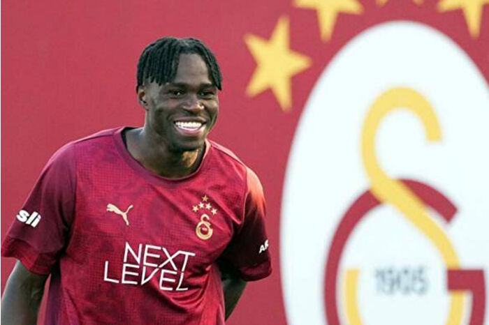 Okan Buruk, Roland Sallai’nin formunu göz önünde bulundurarak Wilfried Singo’yu stoperde görev vermeyi planlıyor