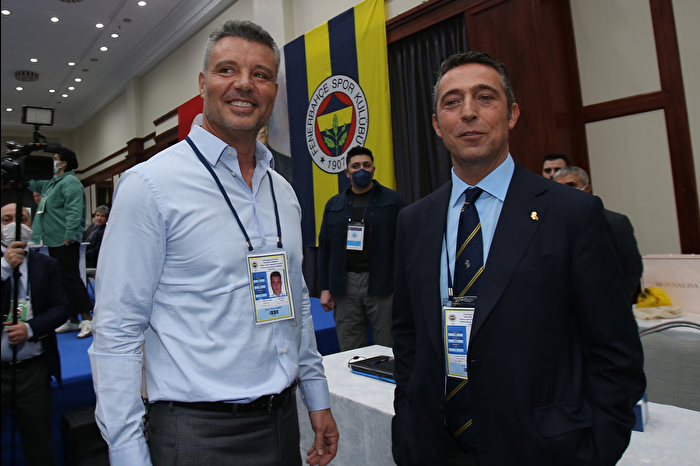 Fenerbahçe'de başkanlık seçimi öncesinde Ali Koç ve Sadettin Saran FB TV canlı yayınına çıkacak