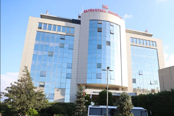 Bayrampaşa Belediyesi kurayla CHP'de kaldı, CHP'li İbrahim Kahraman belediye başkan vekili oldu