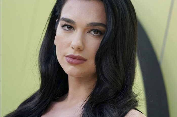 İngiliz basını 'kovdu' demişti, Dua Lipa'dan menajer yalanlaması