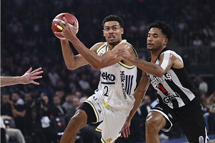 Fenerbahçe Beko, Beşiktaş GAİN'i yenerek Cumhurbaşkanlığı Kupası'nı kazandı