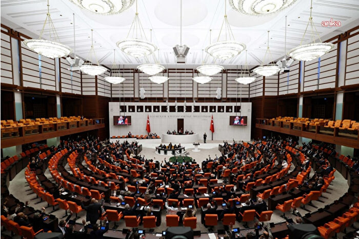 Yeni yasama yılı yarın yoğun gündemle başlıyor, parti grup başkanvekilleri değerlendirdi