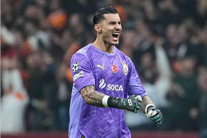 Galatasaray'ın kalecisi Uğurcan Çakır, Şampiyonlar Ligi'nde haftanın 11'ine seçildi