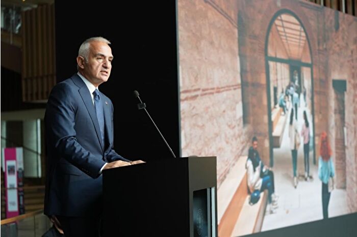 Kültür ve Turizm Bakanı Mehmet Nuri Ersoy 2025-2026 Kültür Sanat Sezonu’nu tanıttı, çarşambaları sinema günü ilan etti