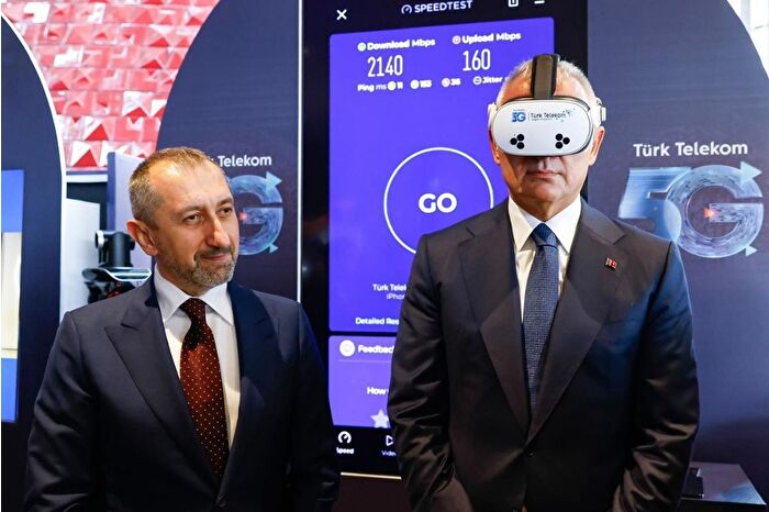 5G teknolojisi ilk kez AKM’de sanatla buluştu 