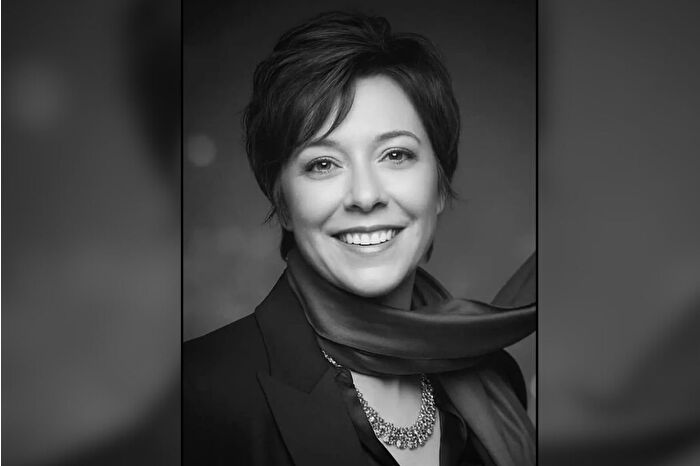 Bodrum'da sahte alkolden nedeniyle hayatını kaybeden yazar Hanzade Özerten Urul'un ailesinden çağrı: Hanzade cinayet kurbanı