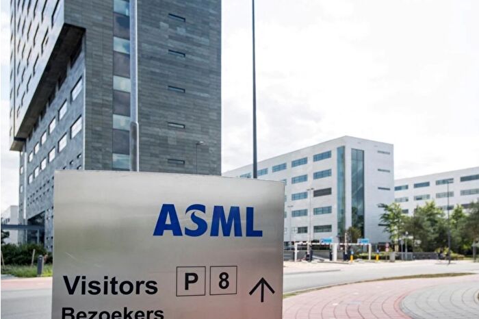 Avrupa'nın en değerli şirketi Hollandalı yarı iletken devi ASML oldu