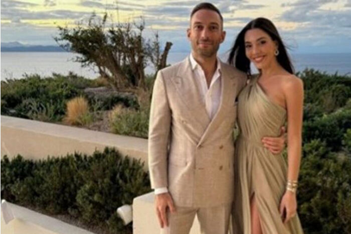 Allan Hakko ve Pelin Uluksar, Atina’daki görkemli düğünde şıklıklarıyla dikkatleri üzerine çekti