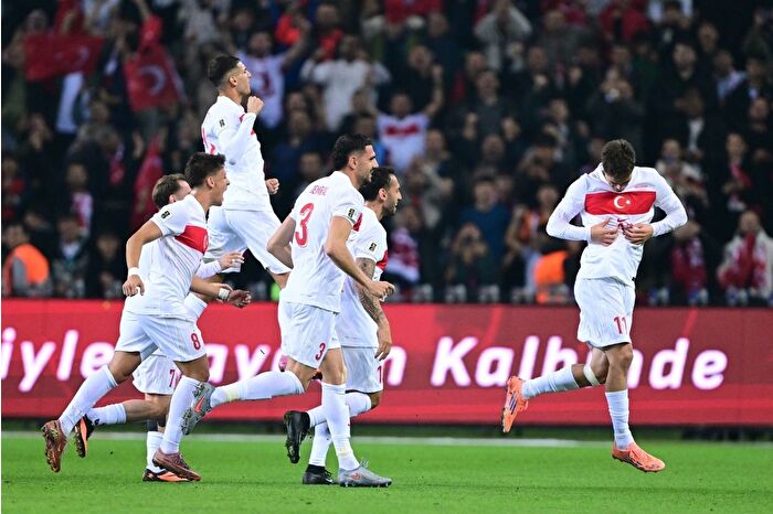 A Milli Takım, Turka'nın isim sponsoru olduğu Kocaeli Stadyumu'nda Gürcistan'ı farklı yendi, play-off biletine bir adım daha yaklaştı