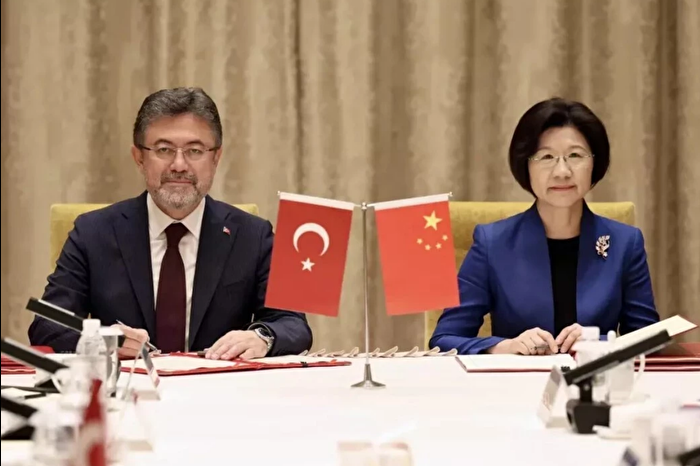 Türkiye ile Çin arasında su ürünleri ve badem ihracatı için imzalar atıldı