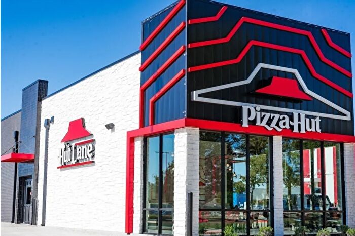 Pizza Hut dokuz ay içinde ikinci kez iflas etti: İngiltere'de 68 restoranı kapanıyor