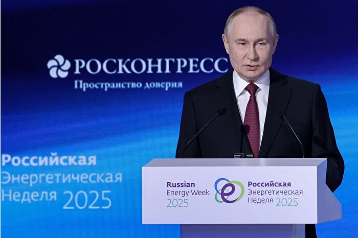 Rus lider Putin'den ABD Başkanı Trump'a yaptırım ve Tomahawk tepkisi: Yanıtımız şok edici olur