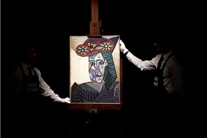 Dünyaca ünlü İspanyol ressam Pablo Picasso'nun görülmemiş tablosu 27 milyon euroya satıldı
