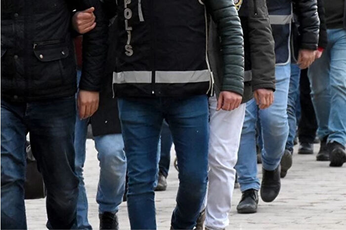 İstanbul'daki kaçak elektronik sigara operasyonlarında 586 şüpheli yakalandı